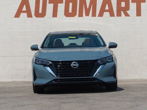 Used 2024 Nissan Sentra SV w/ SV Premium Package image 12