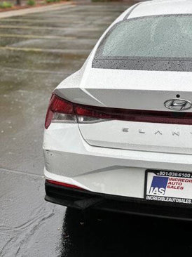 Used 2021 Hyundai Elantra SE image 6