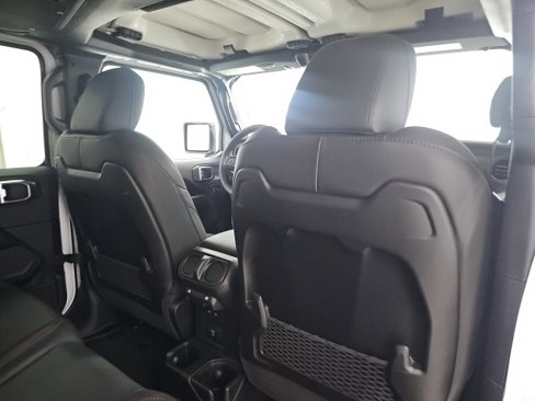 New 2025 Jeep Gladiator Rubicon w/ Safety Group image 15