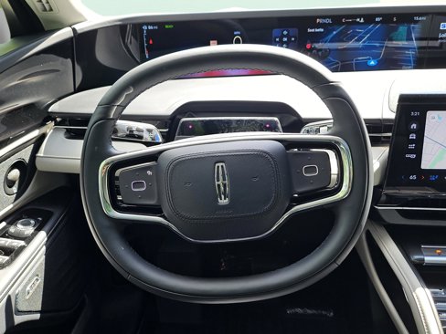 New 2025 Lincoln Nautilus Premier w/ Equipment Group 102A image 23