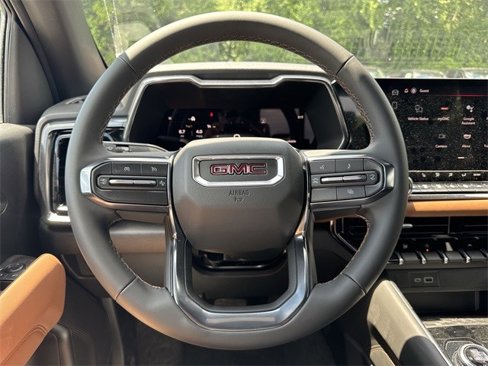 New 2025 GMC Canyon AT4 image 14