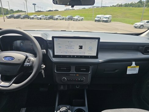 New 2025 Ford Maverick XL image 30