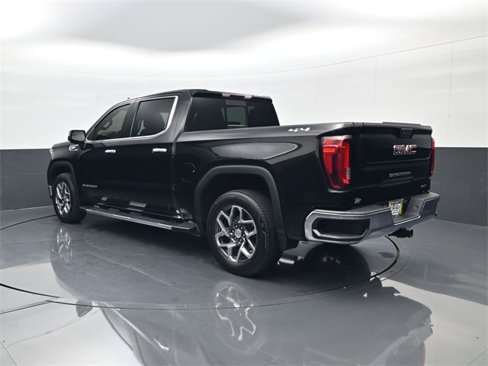 Used 2023 GMC Sierra 1500 SLT w/ SLT Premium Package image 7