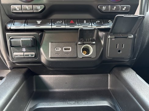 Used 2023 GMC Sierra 2500 AT4 image 47
