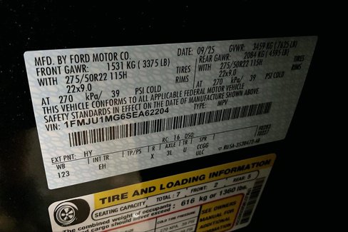 New 2025 Ford Expedition Platinum w/ Stealth Performance Package image 34