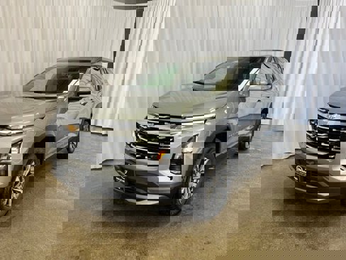 New 2026 Chevrolet Equinox LT w/ Convenience Package II image 13