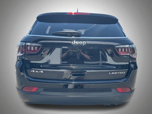 Used 2022 Jeep Compass Limited w/ Sun and Sound Group image 13