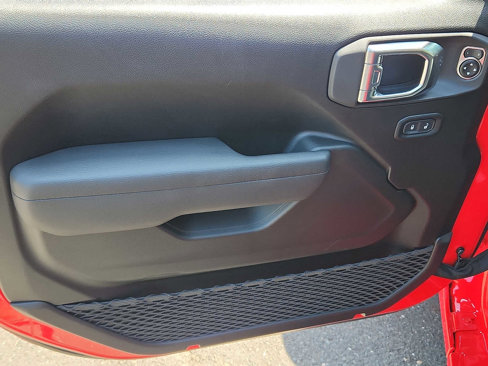 New 2025 Jeep Wrangler Sport S image 9