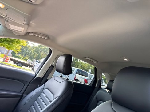 Used 2024 Ford Edge SEL w/ Convenience Package image 30