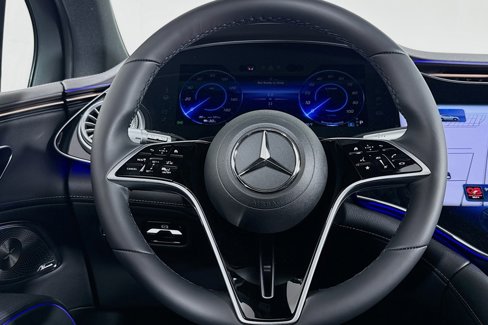 New 2026 Mercedes-Benz EQS 400 4MATIC SUV image 17