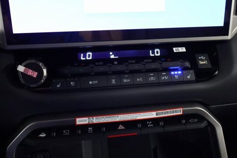 New 2026 Toyota Tundra Platinum image 17