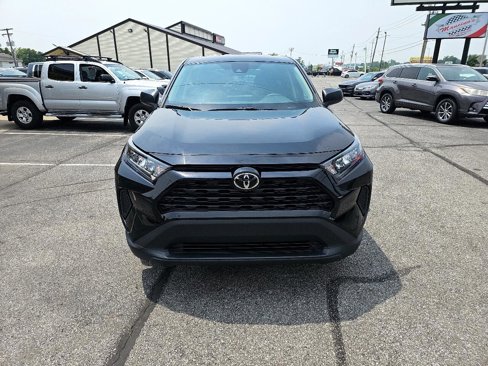 Used 2022 Toyota RAV4 LE image 3