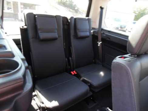 Used 2015 Land Rover LR4 HSE image 23