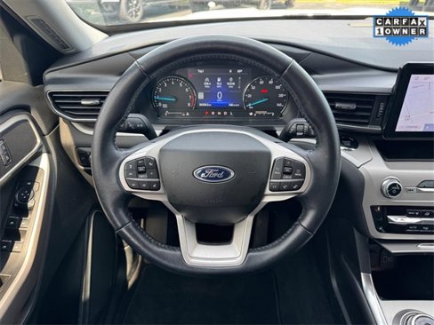 Used 2023 Ford Explorer XLT w/ Equipment Group 202A image 11