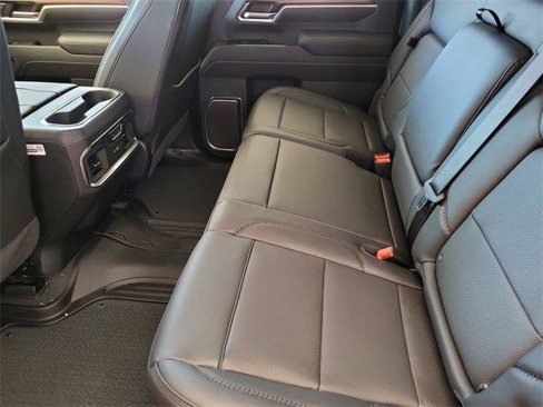 New 2025 GMC Sierra 2500 Denali w/ Denali Reserve Package image 13