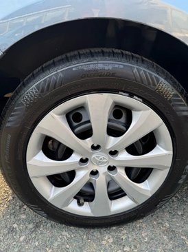 Used 2020 Toyota Corolla LE image 10