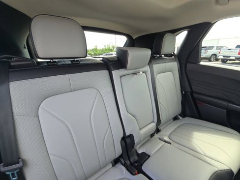 Used 2025 Ford Escape Platinum w/ Premium Technology Package image 17
