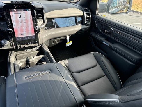 New 2025 RAM 1500 Limited w/ Body Color Bumper Group image 15