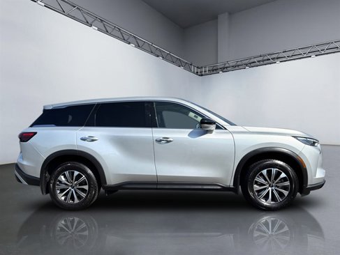 Used 2023 INFINITI QX60 Pure image 3