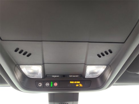 Used 2023 Chevrolet Equinox RS image 28