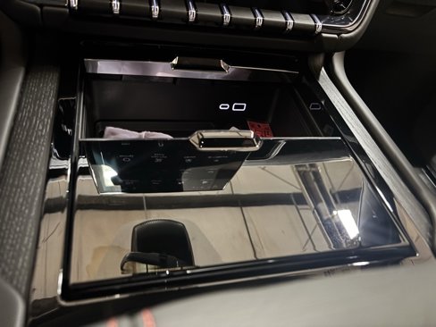 New 2026 GMC Yukon AT4 Ultimate w/ LPO, Floor Liner Package image 21