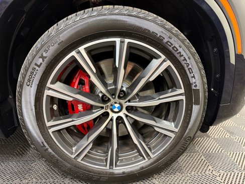 Used 2022 BMW X5 xDrive40i w/ M Sport Package image 27