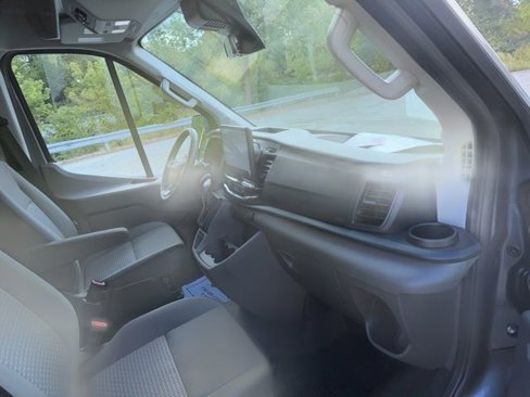 Used 2025 Ford Transit 350 XLT image 31