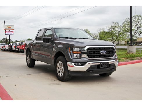 Used 2023 Ford F150 XLT image 2