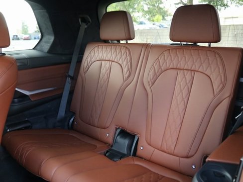 New 2026 BMW X7 xDrive40i w/ Executive Package image 28