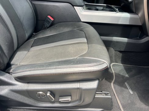 Used 2019 Ford F250 Platinum w/ Platinum Ultimate Package image 36