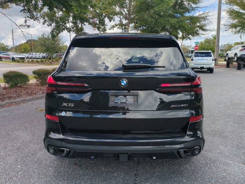 New 2026 BMW X5 xDrive40i w/ Executive Package image 6