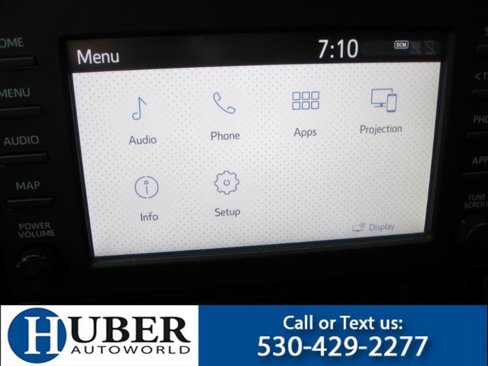 Used 2019 Toyota RAV4 LE image 9