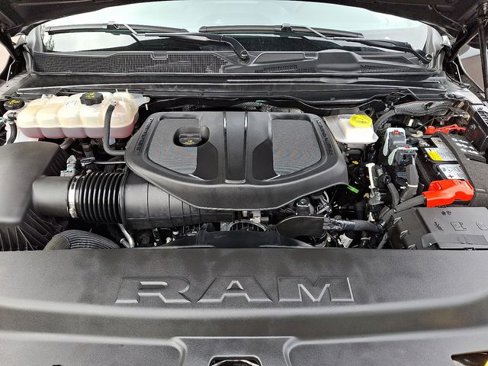 Used 2025 RAM 1500 Big Horn image 34