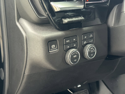 New 2026 Chevrolet Silverado 1500 High Country w/ Midnight Edition image 15