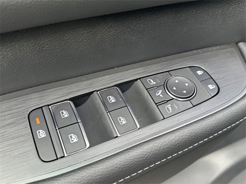 New 2025 Nissan Armada PRO-4X image 24