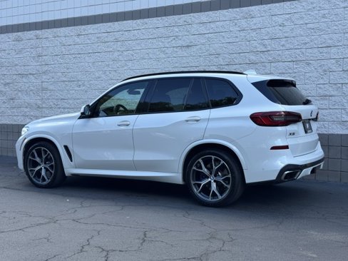 Used 2019 BMW X5 xDrive50i w/ M Sport Package image 12
