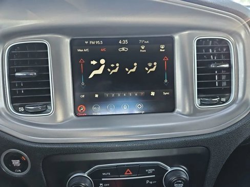 Used 2023 Dodge Charger SXT image 10
