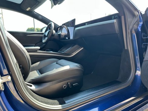 Used 2023 Tesla Model S Plaid image 45