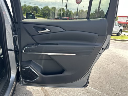New 2025 Chevrolet Traverse LT w/ Enhanced Driving Package image 18