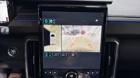 New 2026 GMC Acadia Denali w/ LPO, Floor Liner Package image 23