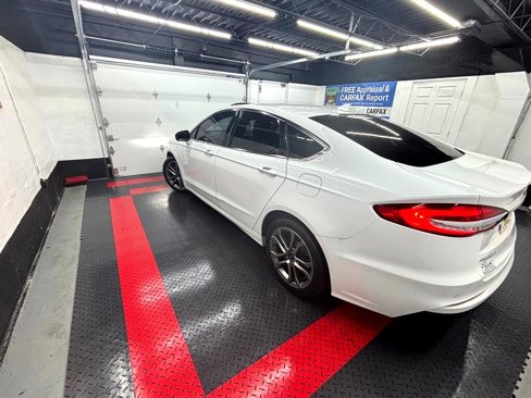 Used 2019 Ford Fusion SEL image 15