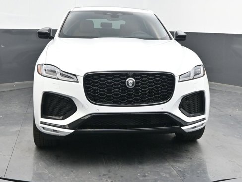 New 2026 Jaguar F-PACE R-Dynamic S image 3