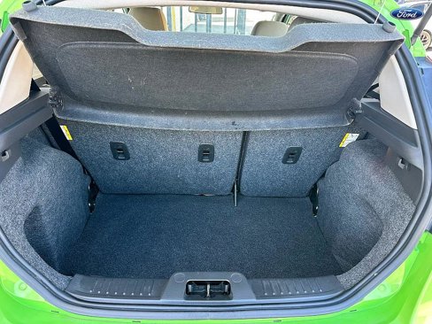 Used 2014 Ford Fiesta SE image 19