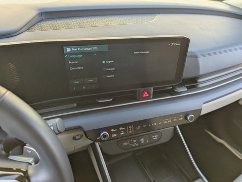 Certified 2025 Kia Carnival EX image 23