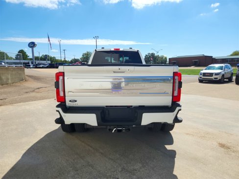 New 2026 Ford F450 Platinum image 6