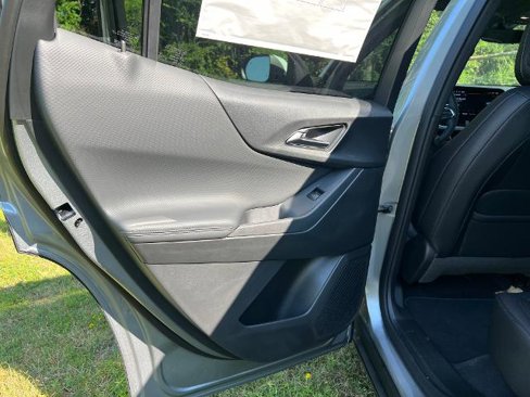 New 2026 Chevrolet Equinox LT w/ Convenience Package II image 31