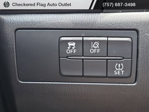 Used 2017 MAZDA MAZDA3 Grand Touring image 12
