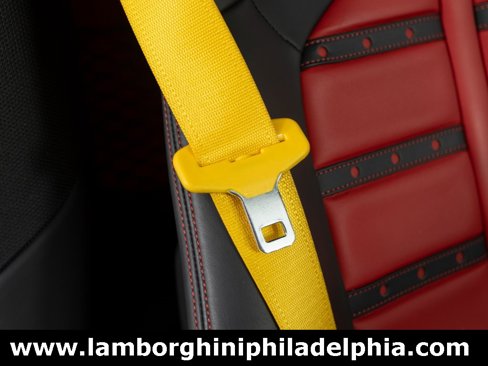 Used 2018 Ferrari 488 GTB image 38
