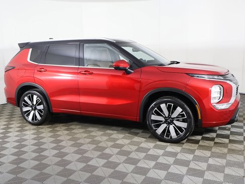 New 2025 Mitsubishi Outlander SEL image 25