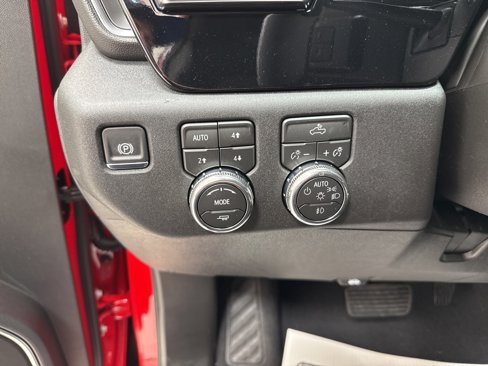 New 2026 GMC Sierra 1500 Elevation image 19